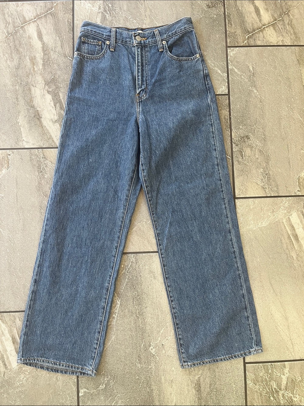 💙 Levi's High Waisted Straight Jeans Size 26 Medium Wash Cotton Hemp Blend